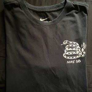 Nike SB Shirt